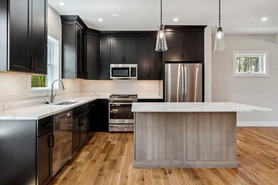 55 Juniper Ln, Portsmouth, NH 03801 - photo 2