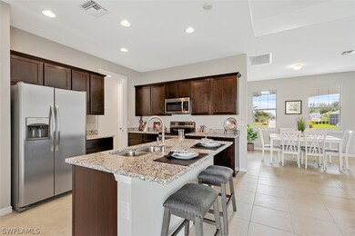 4338 SW 9th Place, Cape Coral, FL 33914 - photo 4