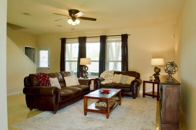 7831 Koloa River Ct, Houston, TX 77040 - photo 6