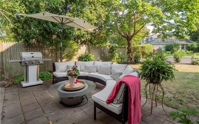 120 Rhode Island Ave unit D, Newport, RI 02840 - photo 5