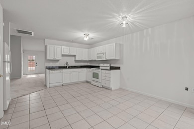 11211 Avocet Ln unit 104, Raleigh, NC 27617 - photo 6