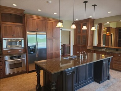 3218 E 68th St S, Newton, IA 50208 - photo 7