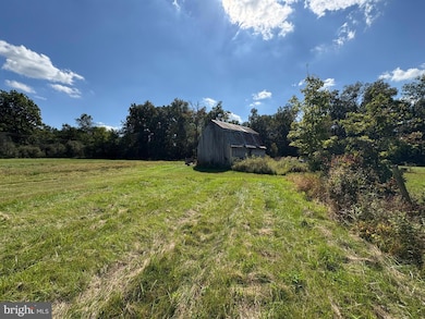 1107 Hickory Ln, Quakertown, PA 18951 - photo 7