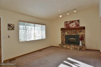 Living Rm Gas fireplace