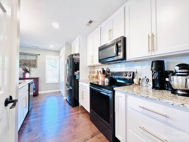 347 Oakview Park Rd, Asheville, NC 28803 - photo 6