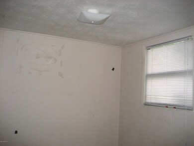 5213 Mc Manus Dr, Jacksonville, FL 32210 - photo 7