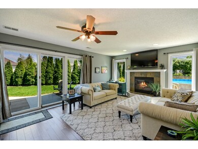 Spacious Living room w/ triple doors to the patio,
