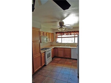 1295 Vista de Oro Dr, El Paso, TX 79935 - photo 5