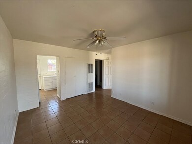 7153 Elm Ave unit 2, Twentynine Palms, CA 92277 - photo 3