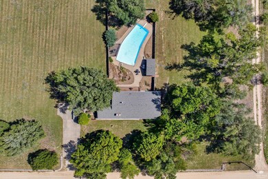 2252 Deer Rd, Abilene, KS 67410 - photo 4