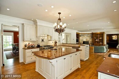 9495 Macarthur Blvd, Bethesda, MD 20817 - photo 5