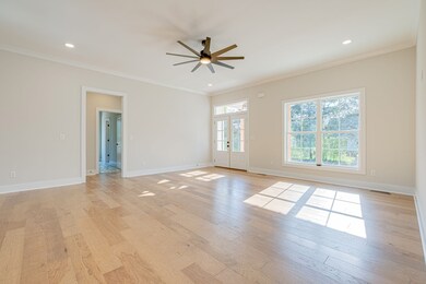 114 Cunningham Ln, Shelbyville, TN 37160 - photo 6