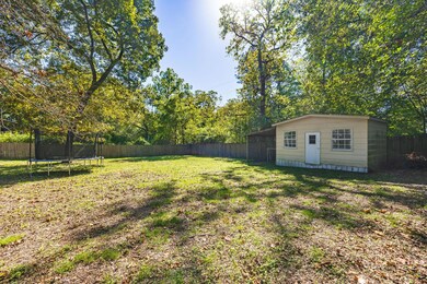 1326 Koblan Dr, Hixson, TN 37343