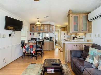 Family/kitchen area