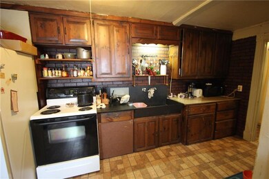 31 Crescent St, Biddeford, ME 04005 - photo 3