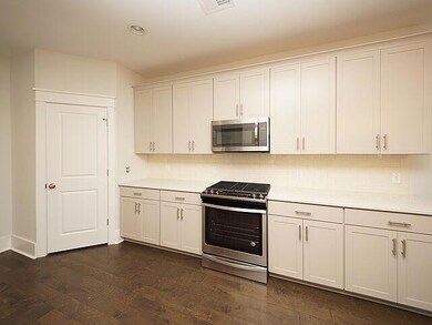 669 Yellow Leaf Ln, Summerville, SC 29486 - photo 5