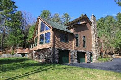 221 Covered Bridge Dr, Hawley, PA 18428 - photo 2
