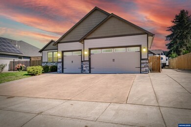 5073 NE Blake Ct, Albany, OR 97321 - photo 2