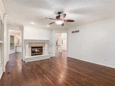 7237 Cottonwood St, Shawnee, KS 66216 - photo 7