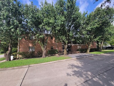 1801 Cortlandt St unit 13, Houston, TX 77008 - photo 4