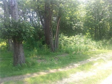 33 Sanford Rd, Wells, ME 04090 - photo 2