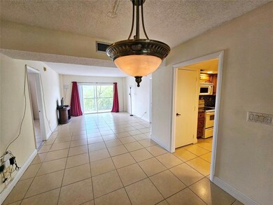 4172 Inverrary Dr unit 410, Lauderhill, FL 33319 - photo 6