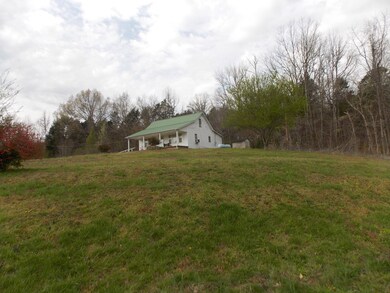 11 Kelly Landing Rd, Linden, TN 37096 - photo 2