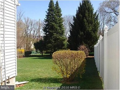 912 View St, Hagerstown, MD 21742 - photo 2