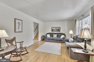 6836 Stoneybrooke Ln, Alexandria, VA 22306 - photo 6