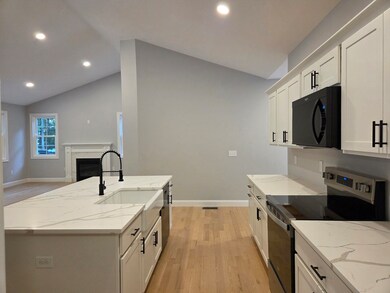 65 Adams Rd, Townsend, MA 01469 - photo 2