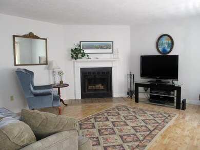 10 Vanden Rd, Merrimack, NH 03054 - photo 7