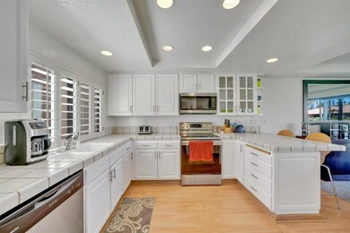 76 CONEJO KITCHEN 2