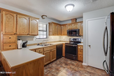 210 Mcgregor St N, Wiggins, MS 39577 - photo 5