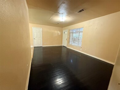 10407 Homestead Rd, Houston, TX 77016 - photo 6