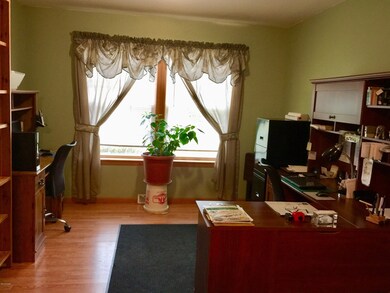 53 Riley Rose Ln, Honesdale, PA 18431 - photo 3