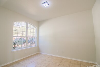 25027 Catalan Cliff, San Antonio, TX 78261 - photo 5