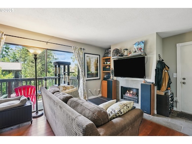 7522 SW Barnes Rd unit E, Portland, OR 97225 - photo 7