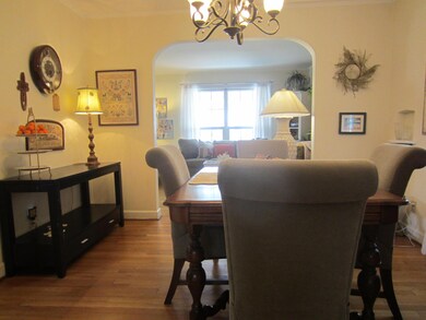 946 Vernon Rd, Columbus, OH 43209 - photo 5