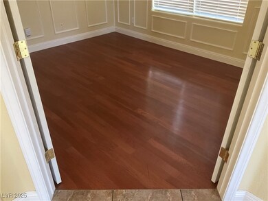 8784 Salvestrin Point Ave, Las Vegas, NV 89148 - photo 5