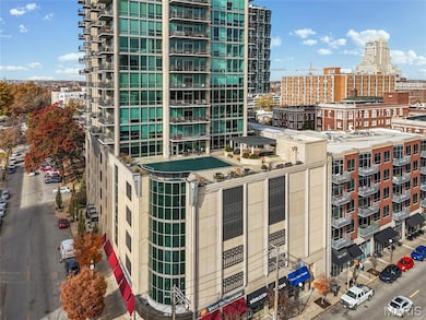 Park East Tower Condos unit 1205, Saint Louis, MO 63108 - photo 4