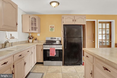 115 Harlacher Rd unit 3, East Berlin, PA 17316 - photo 4