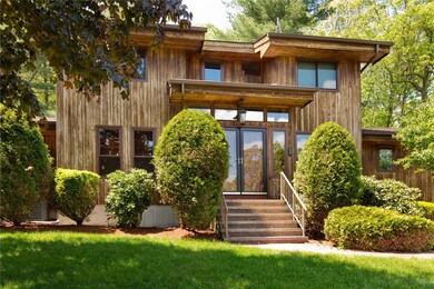 8 Taber Hill Rd, North Smithfield, RI 02896 - photo 2