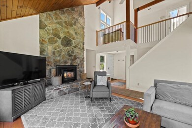 37 Jamie Ln, Winhall, VT 05340 - photo 6