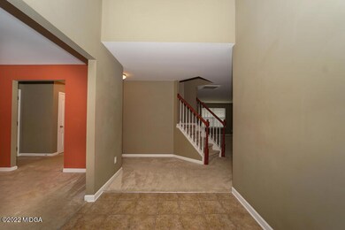 302 Broderick 3 of 46