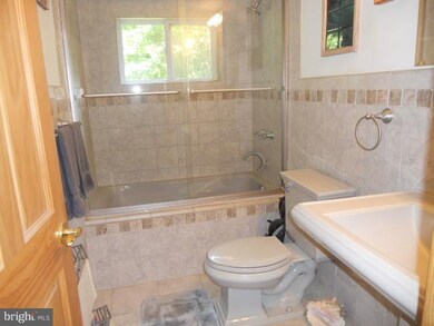 805 Lakeview Ln, Boyce, VA 22620 - photo 3