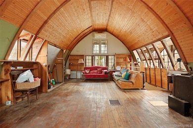 424 High Falls Rd, Saugerties, NY 12477 - photo 4