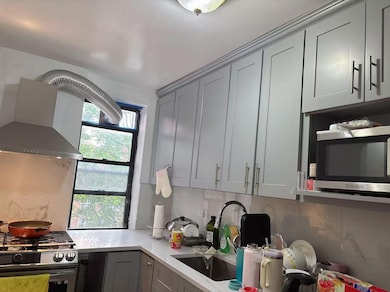 Lincoln Gardens unit C5, Flushing, NY 11354 - photo 5