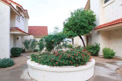 2940 N Oregon St unit 2, Chandler, AZ 85225 - photo 4