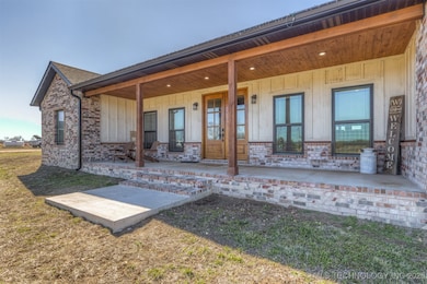 52217 S 690 Rd, Colcord, OK 74338 - photo 3