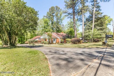 1859 Flintwood Dr, Macon, GA 31211 - photo 2